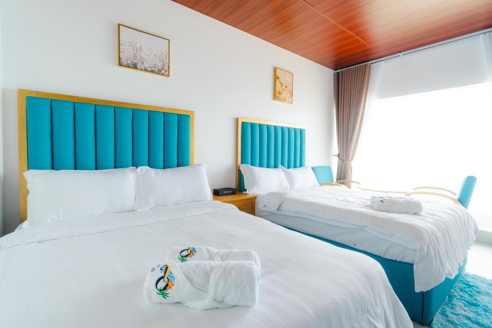 Q Beach Resort Cabangan Exteriör bild